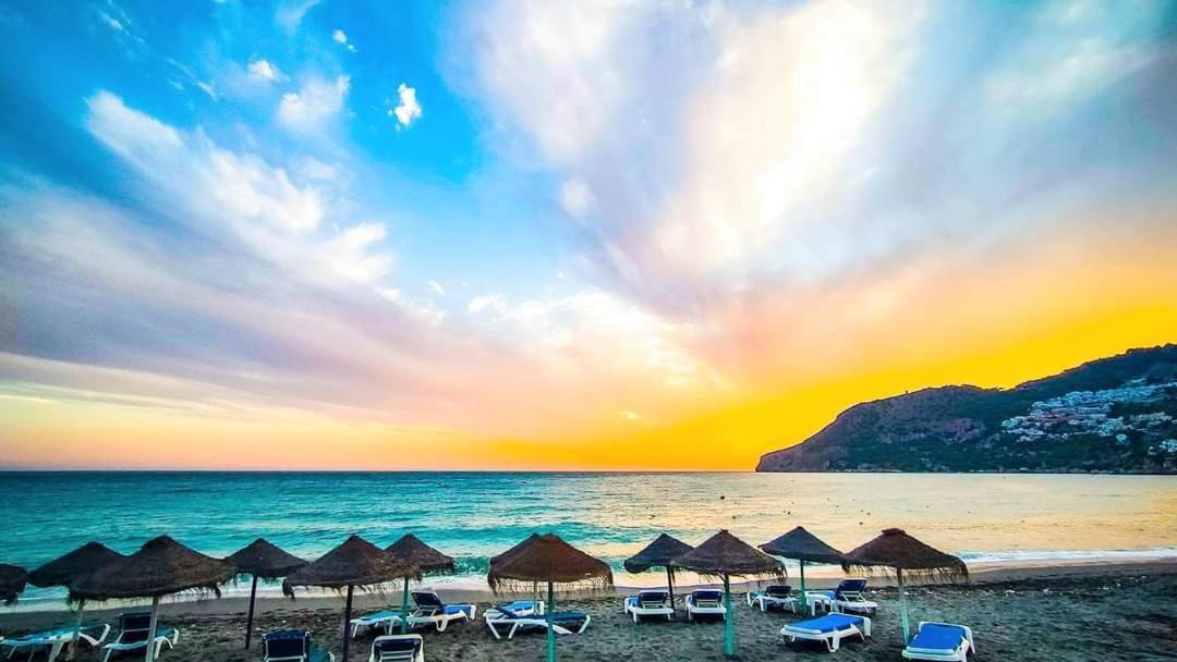 Rosalia Playa San Cristobal Wifi Netflix Lägenhet Almuñécar Exteriör bild